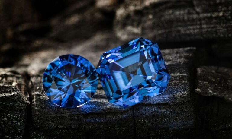 Qual é a importância do anel de formatura em Recursos Humanos com safira azul 27 anel de formatura com safira azul elegante