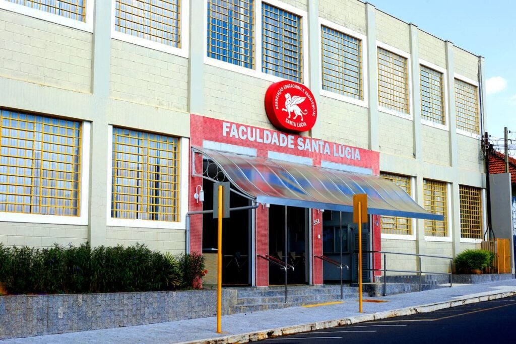 Santa Lúcia: Quais Cursos e Estrutura Oferecidos pela Faculdade em Mogi Mirim 6 Santa Lúcia: Quais Cursos e Estrutura Oferecidos pela Faculdade em Mogi Mirim