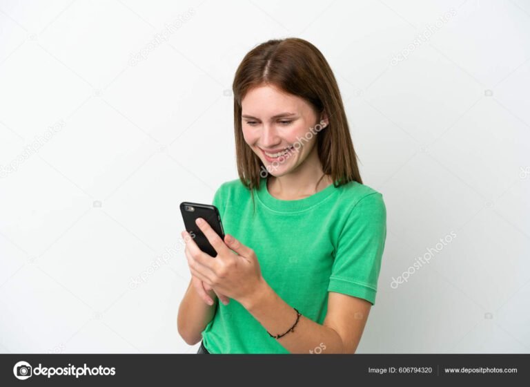 Como Descobrir Meu Número Claro Enviando SMS 27 celular enviando sms em fundo neutro