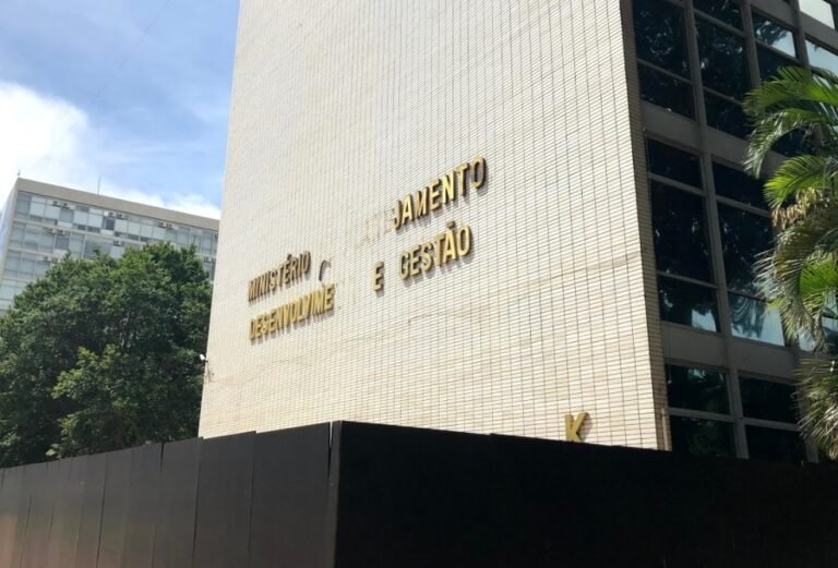 edificio do ministerio da economia no brasil
