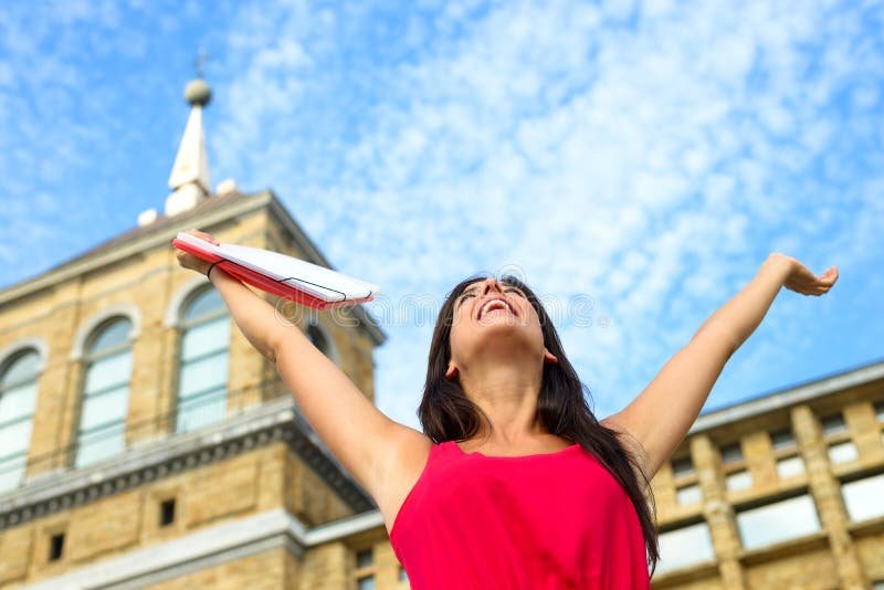 É Possível Ingressar na Faculdade no Meio do Ano Descubra Aqui! 4 É Possível Ingressar na Faculdade no Meio do Ano Descubra Aqui!
