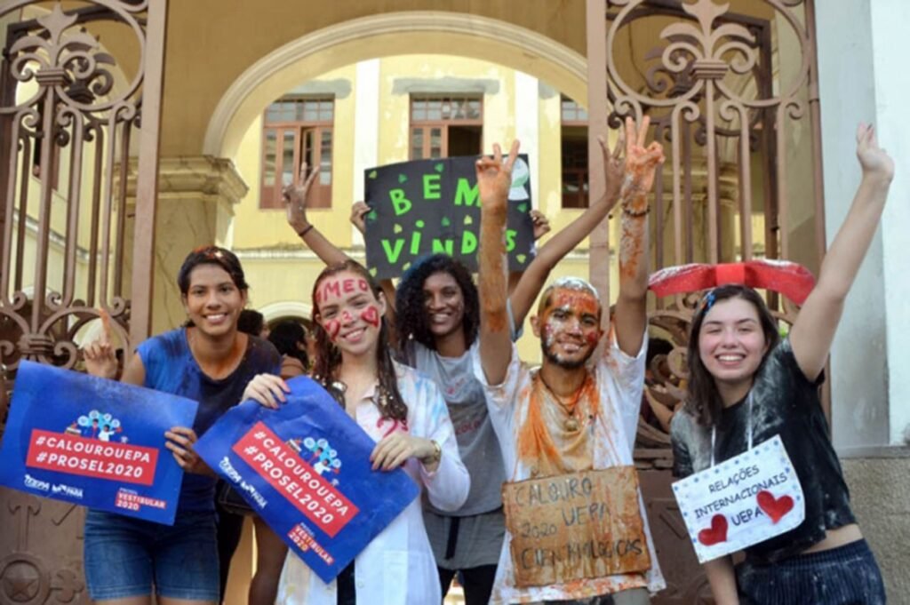 Com quantos pontos é possível ser aprovado no ENEM