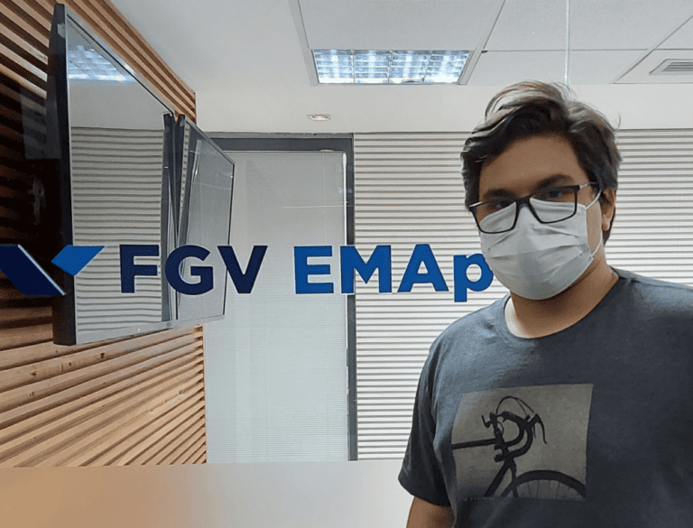 Como Funciona o Sistema de Horas Complementares na FGV 17 estudantes em atividade extracurricular na fgv