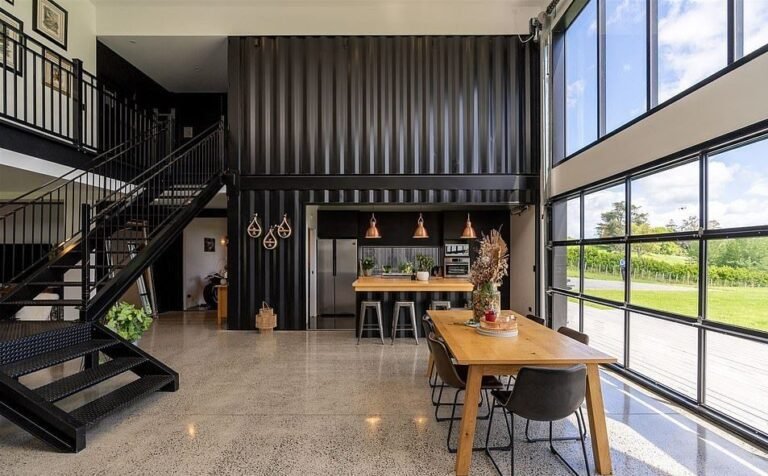 interior de uma casa container moderna