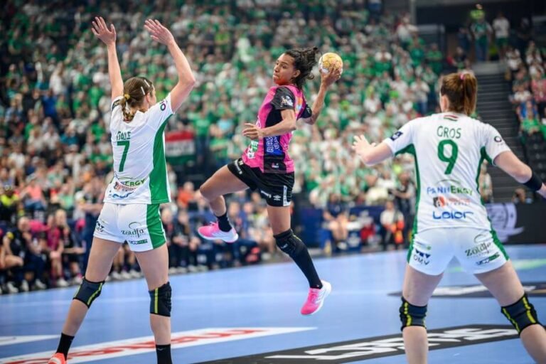 pessoas competindo em varias modalidades esportivas