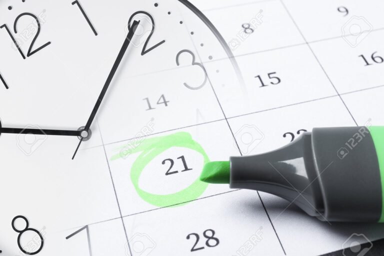 Quanto Tempo Dura Um Curso de Curta Duração Descubra Aqui! 22 relogio com horas marcadas e calendarios