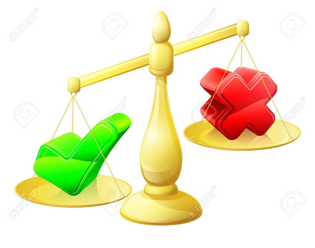 uma balanca com armas de um lado